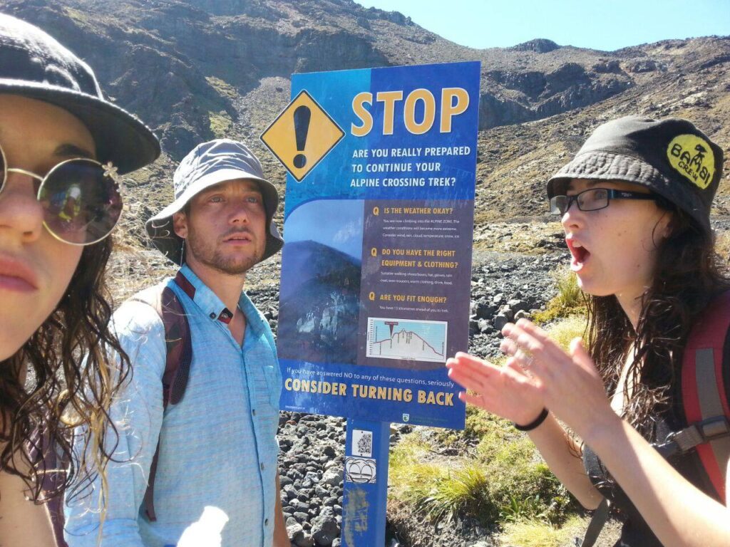 המדריך השלם למקרה והלכתם לאיבוד. הלכתי לאיבוד! מה לעשות? ואיך נכון לפעול - בלי פניקה, הנה הוראות מועילות שיעזרו לכם להתמודד עם המצב - בטיחות בטרקים בניו זילנד